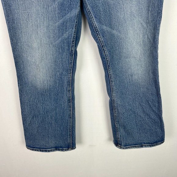 Abercrombie & Fitch The Kick Flare Ultra High Rise Jeans Size 29 8 EUC T2509 - Picture 3 of 10